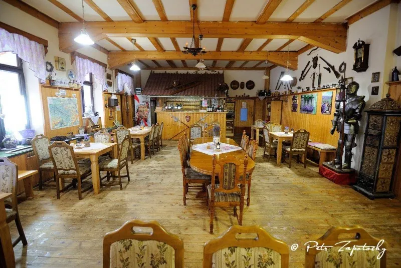 Hotel Jef dining room